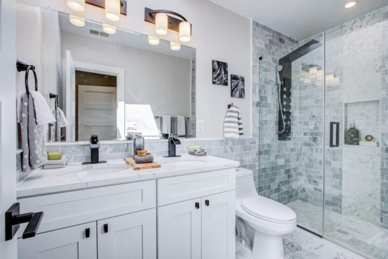 5 Easy Repairs You Can Make to Upgrade Your Bathroom