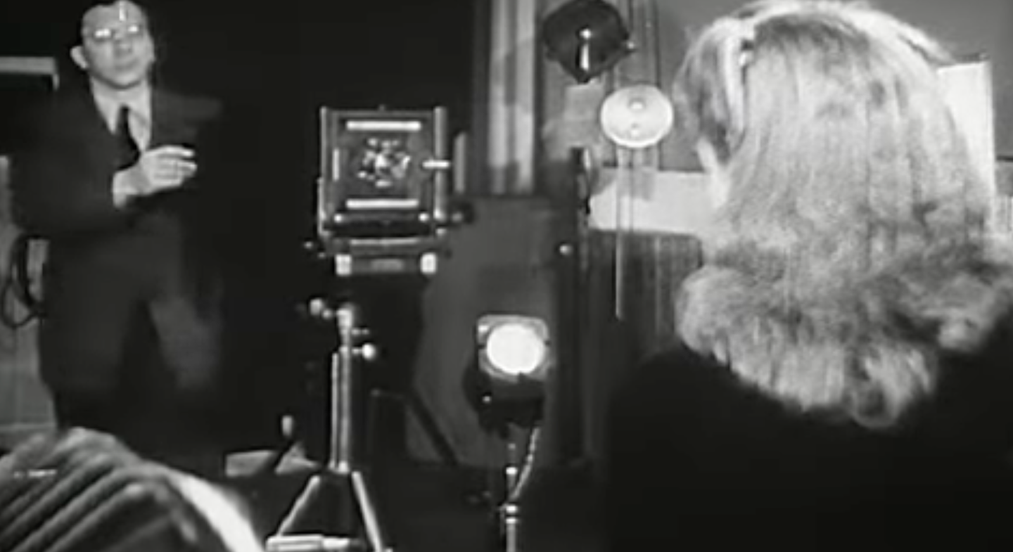 This vintage video shows what it was like to be a pro photographer in 1946