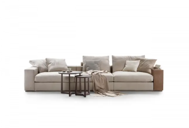 Create a multifunctional living area with the Flexform Groundpiece sofa