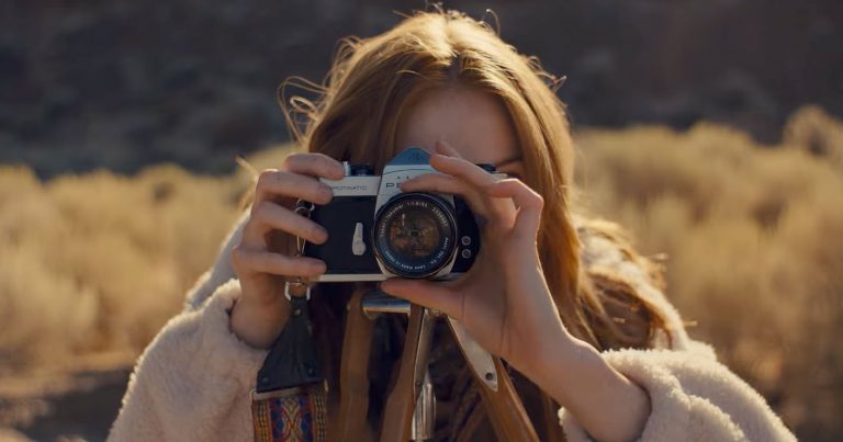 Beautiful Holiday Ad Celebrates the Emotional Power of Photography