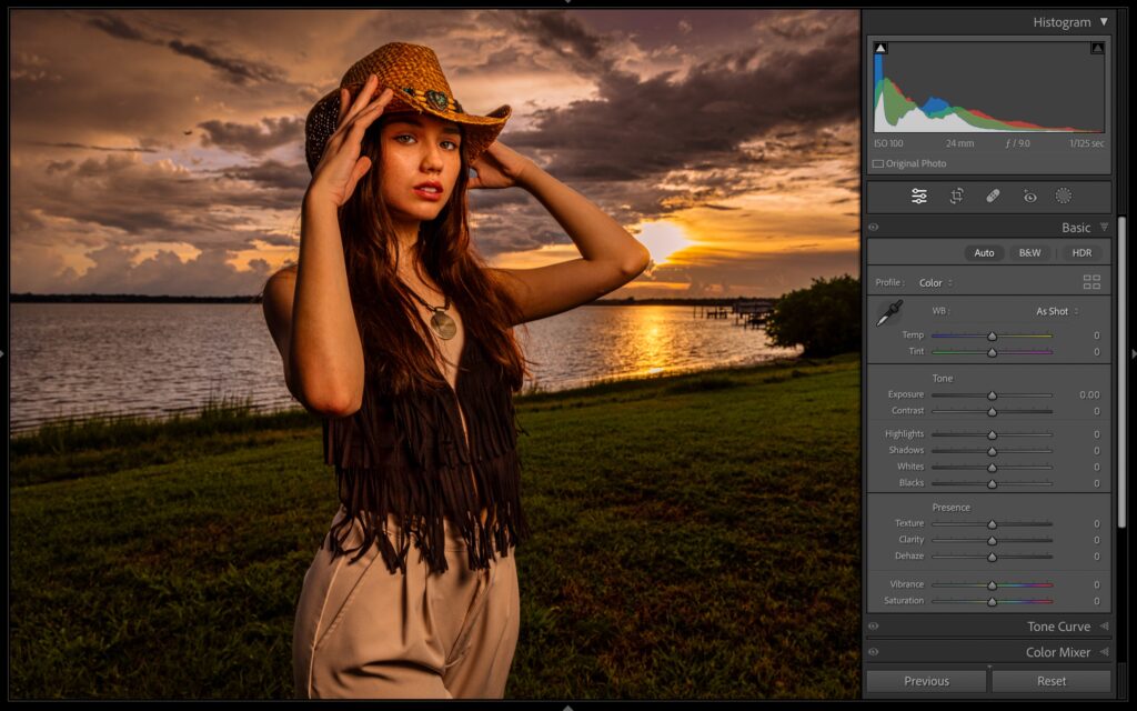 How to Easily Create Lighting “Fall Off” in Lightroom Using The New Masking Tools