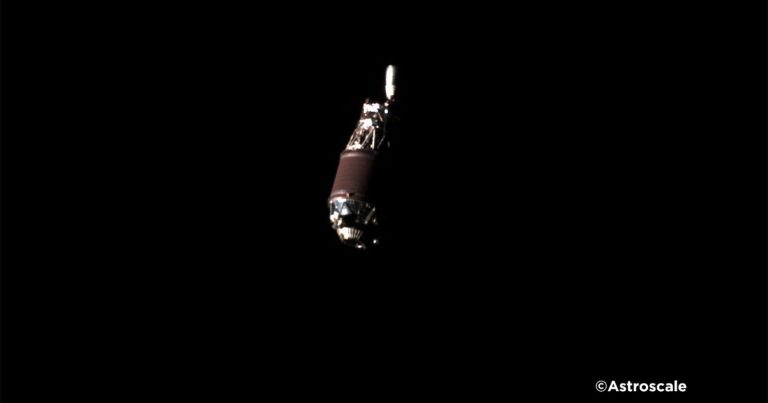 Private Spacecraft Snaps First Rendezvous Photo of Space Debris