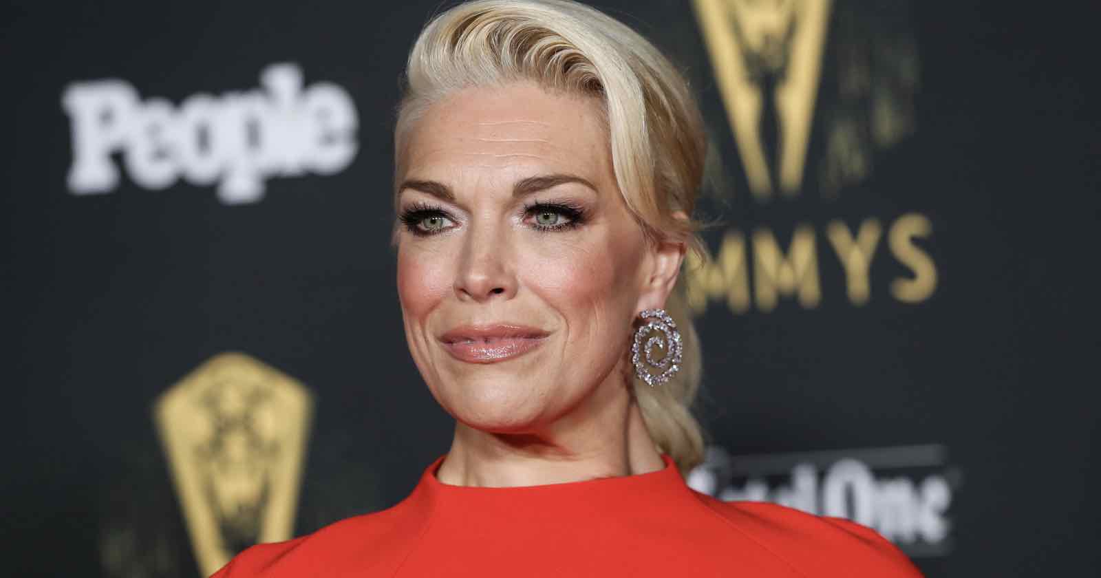 ‘Ted Lasso’ Star Hannah Waddingham Scolds Photographer Who Asked Her to ‘Show Leg’