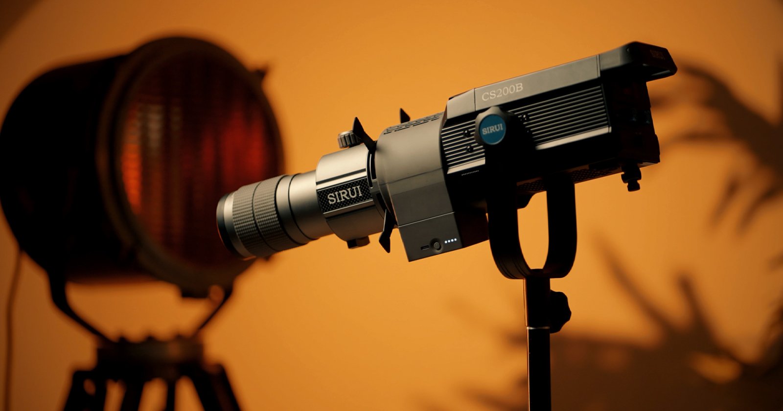 Sirui’s New Adjustable Projector Lens Shapes Your COB Light