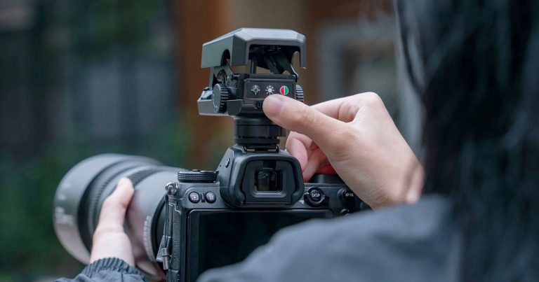 TTArtisan’s Pop-Up Red Dot Sight Helps Photographers Track Subjects