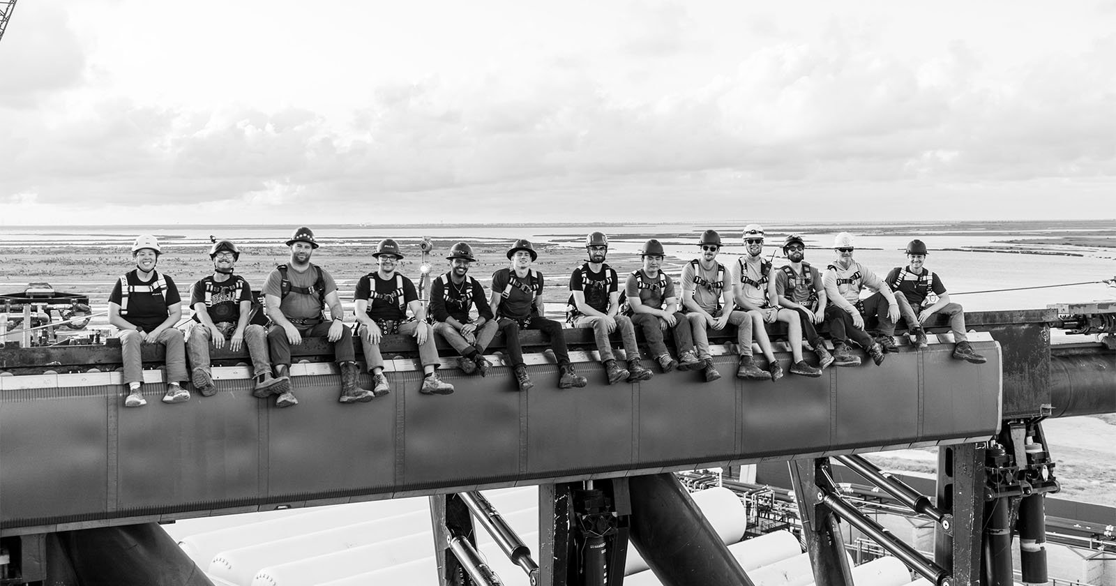 SpaceX Recreate ‘Lunch Atop a Skyscraper,’ One of History’s Most Famous Photos