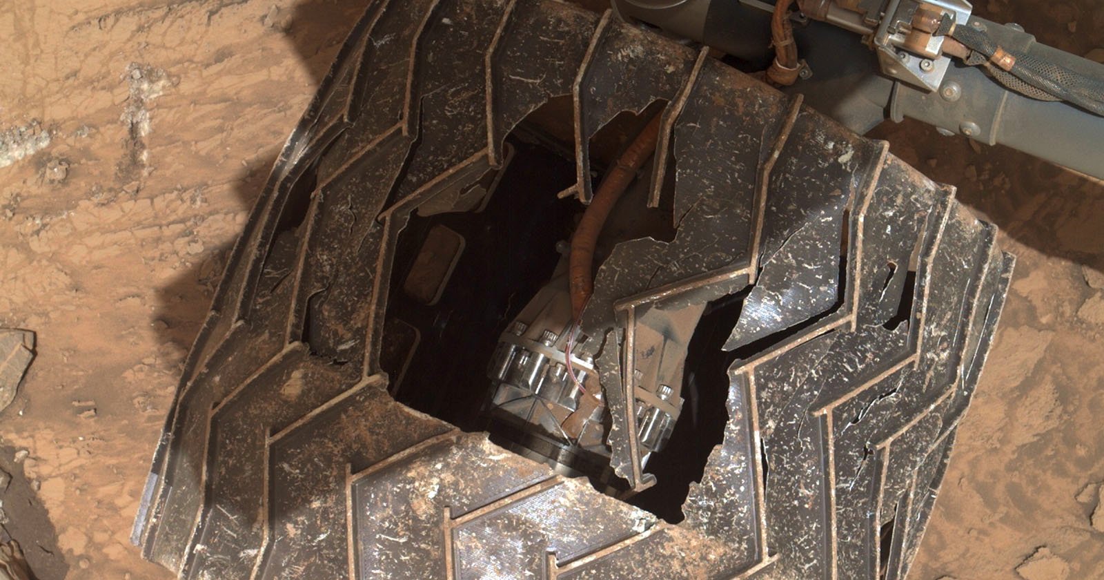 There’s a Large Hole in the Wheel of NASA’s Mars Curiosity Rover