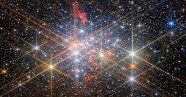 Each of These Glittering Stars Is 10,000x More Massive Than the Sun