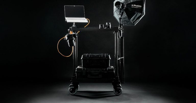 The Schlepp One is the ‘World’s Lightest’ Camera Cart