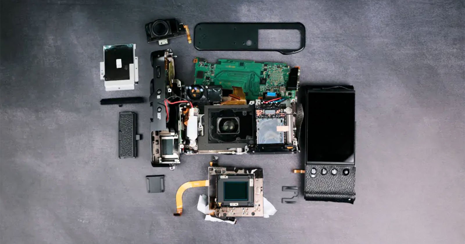 Fujifilm X100VI Teardown Reveals an Unusual Surprise