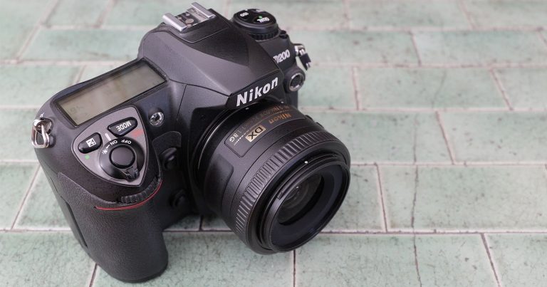 Nearly 20 Years Later, the Nikon D200’s 10MP CCD Sensor Still Shines