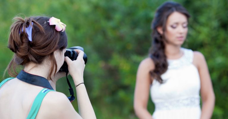 Wedding Photographer Sues Police for Falsely Arresting Her for Stealing Maid of Honor’s Wallet