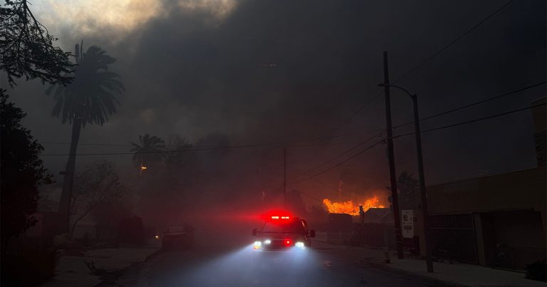 Veteran Photographer in LA Says Wildfire is ‘Worst’ He’s Ever Seen