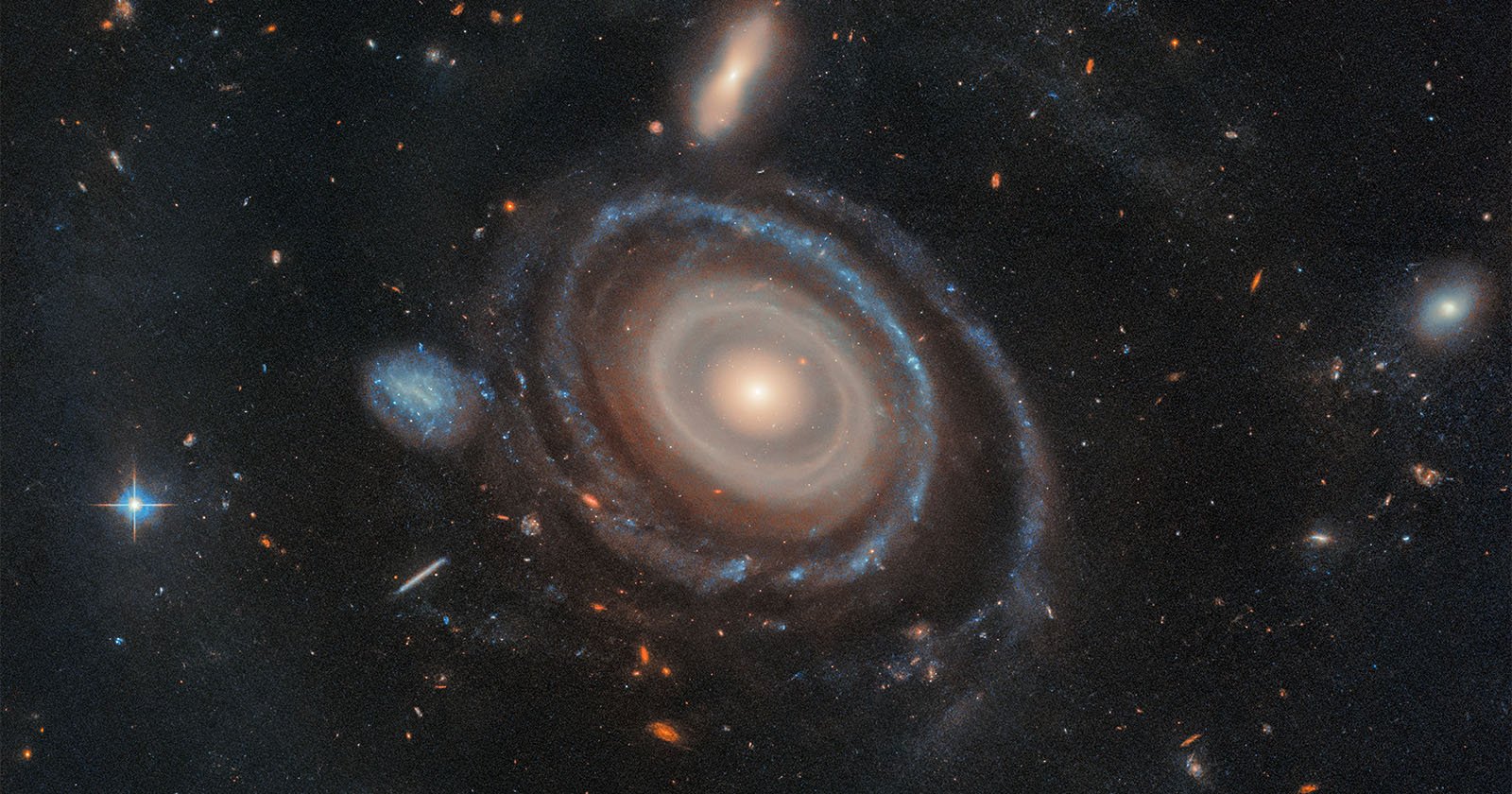 Hubble Photographs Record-Setting Bullseye Galaxy and Galactic ‘Arrow’ That Made Its Rings