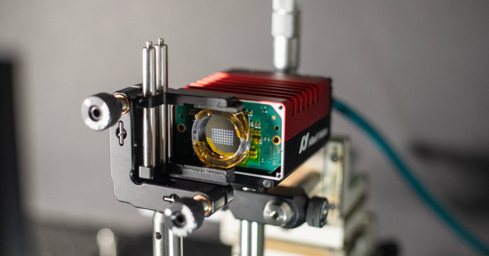 This Compact Camera Can Identify Objects at Speed of Light