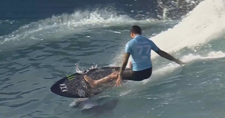 Surfer Smashes Into Photographer During Competition