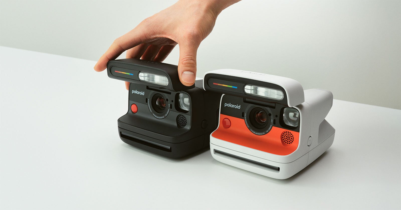 New Polaroid Flip Aims to Be the Best Instant Camera for Nearly Everyone New Polaroid Flip Aims to Be the Best Instant Camera for Nearly Everyone