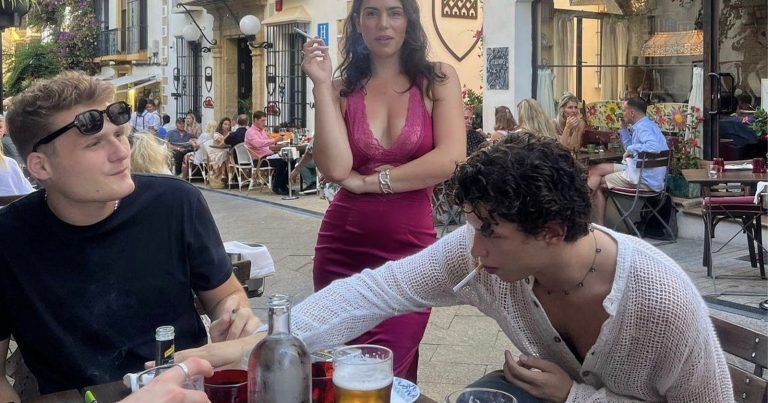 This Viral ‘American Mind Cannot Comprehend’ Photo Has Been Viewed Over 80 Million Times