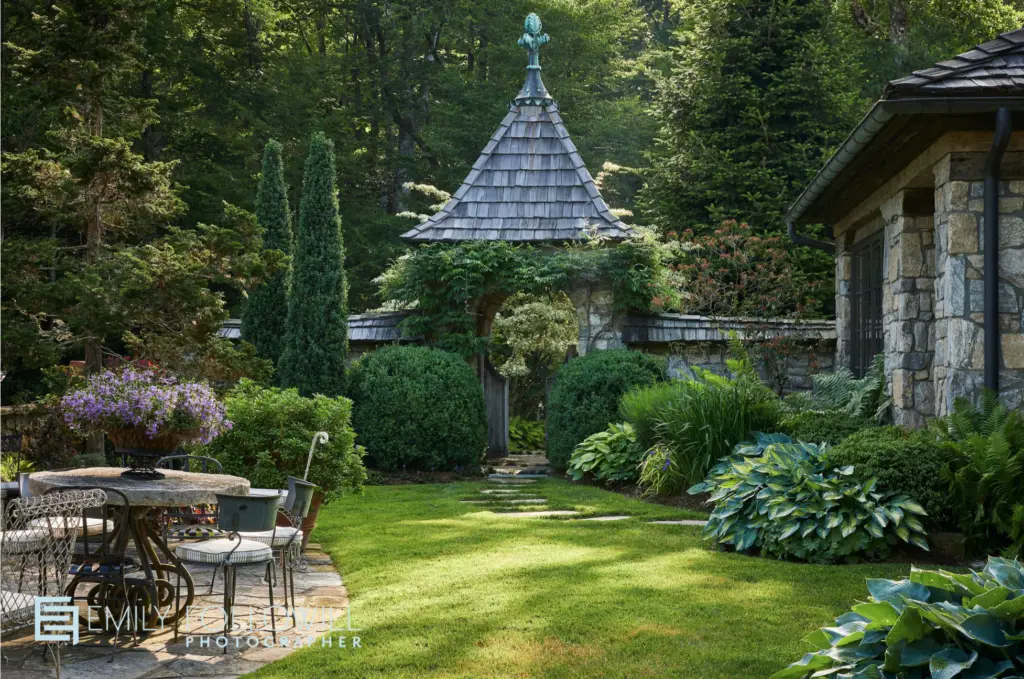 Simple Upgrades That Make Your Yard Look Professionally Designed