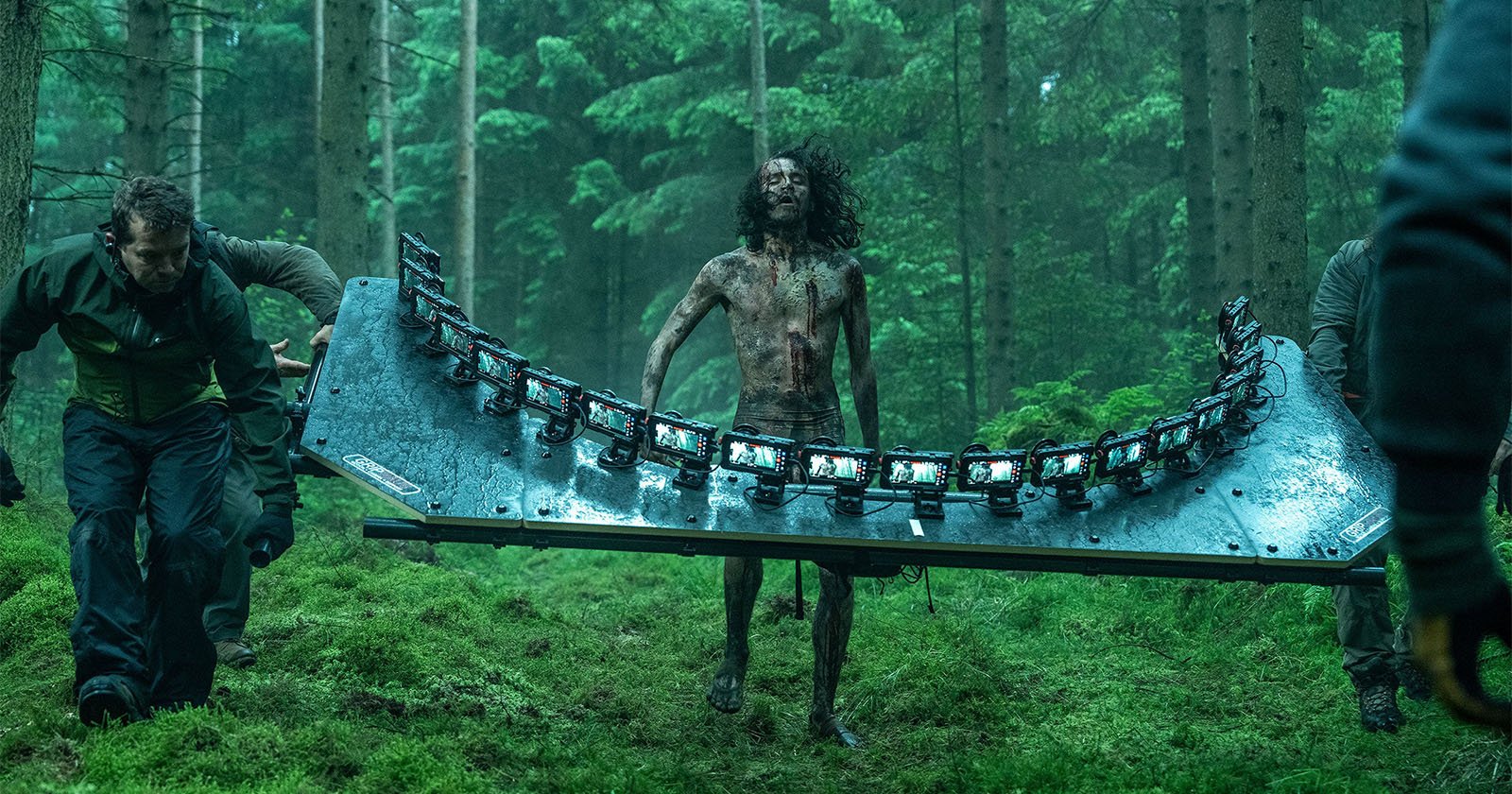 ’28 Years Later’ Was Filmed Using 20 iPhones at Once ’28 Years Later’ Was Filmed Using 20 iPhones at Once