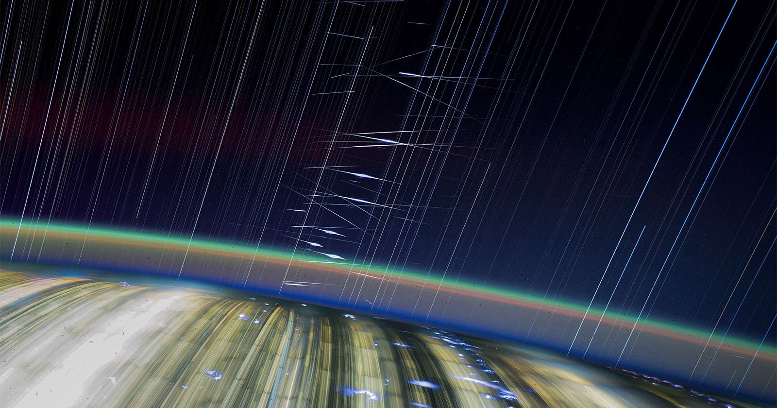 What Starlink Satellites Look Like from the ISS What Starlink Satellites Look Like from the ISS