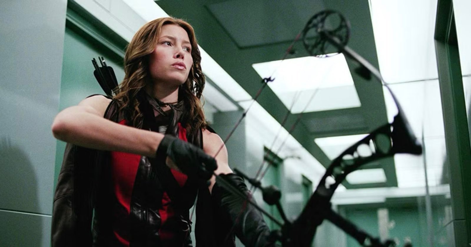 Jessica Biel Destroyed a $300,000 Camera on ‘Blade: Trinity’ Set with a Perfect Arrow Shot Jessica Biel Destroyed a $300,000 Camera on ‘Blade: Trinity’ Set with a Perfect Arrow Shot