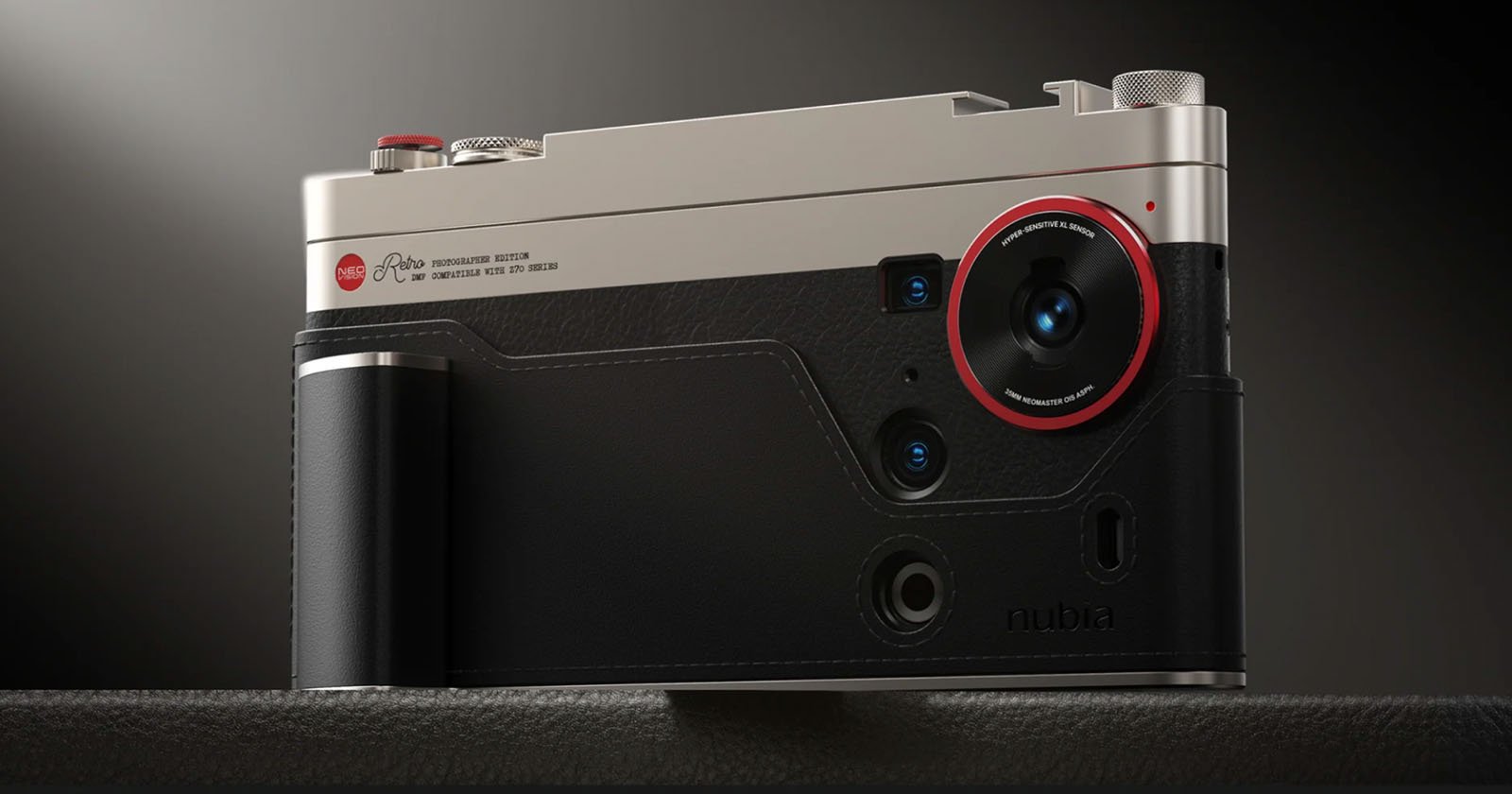 This Smartphone Looks Like a Classic Leica and Has a 35mm Main Camera This Smartphone Looks Like a Classic Leica and Has a 35mm Main Camera