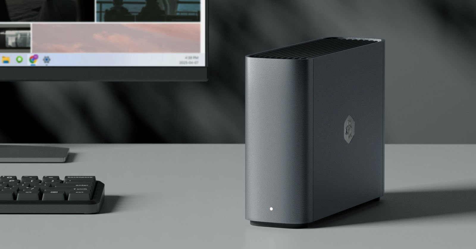Synology BeeStation Plus 8TB Automatically Backs Up and Organizes Your Photos Synology BeeStation Plus 8TB Automatically Backs Up and Organizes Your Photos