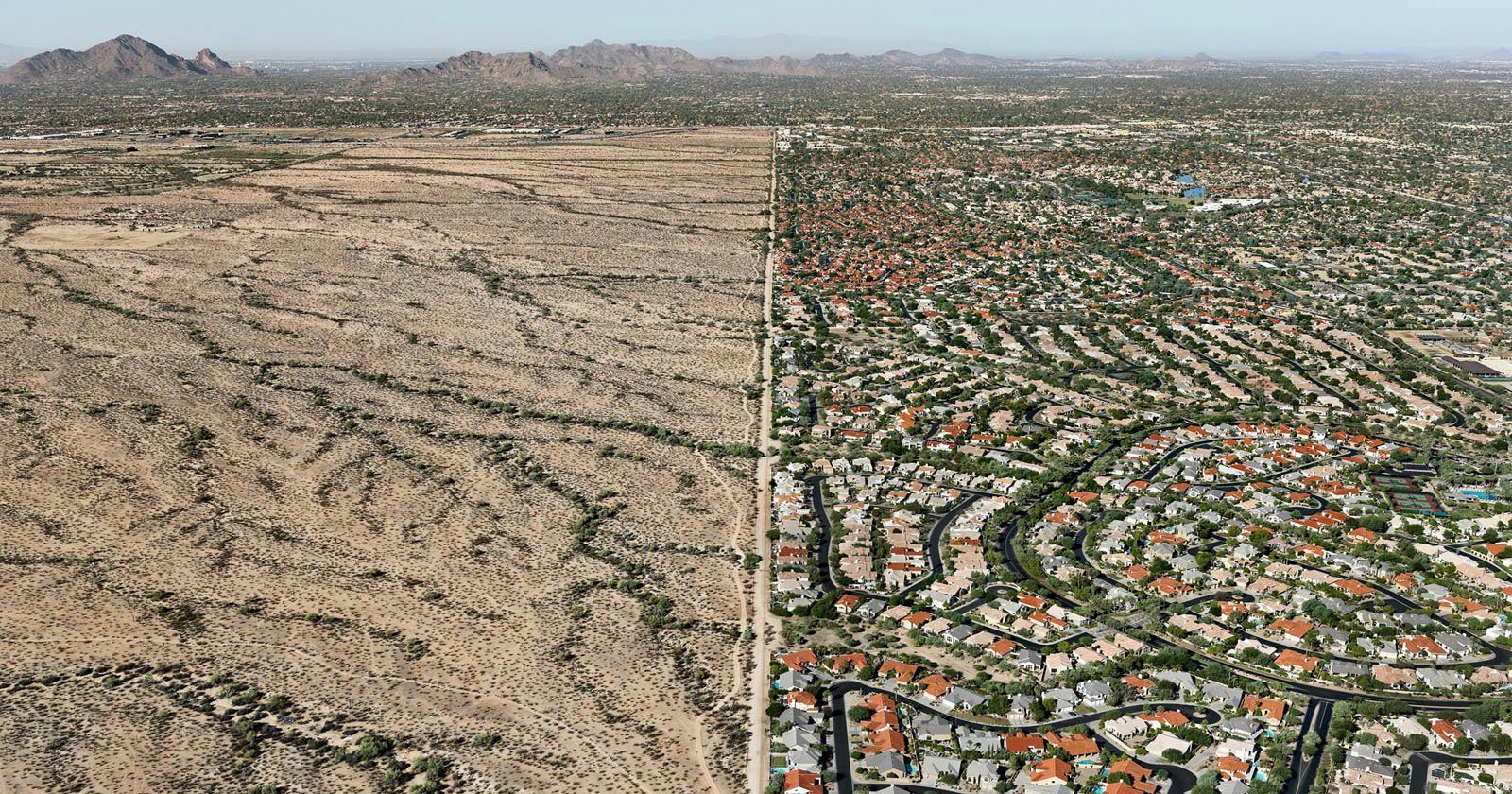 Photographer Captures the Terrifying Things Humans Have Done to the Planet Photographer Captures the Terrifying Things Humans Have Done to the Planet
