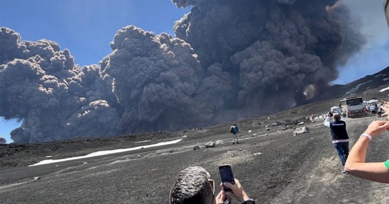 Dramatic Footage as Mount Etna Erupts and Tourists Flee