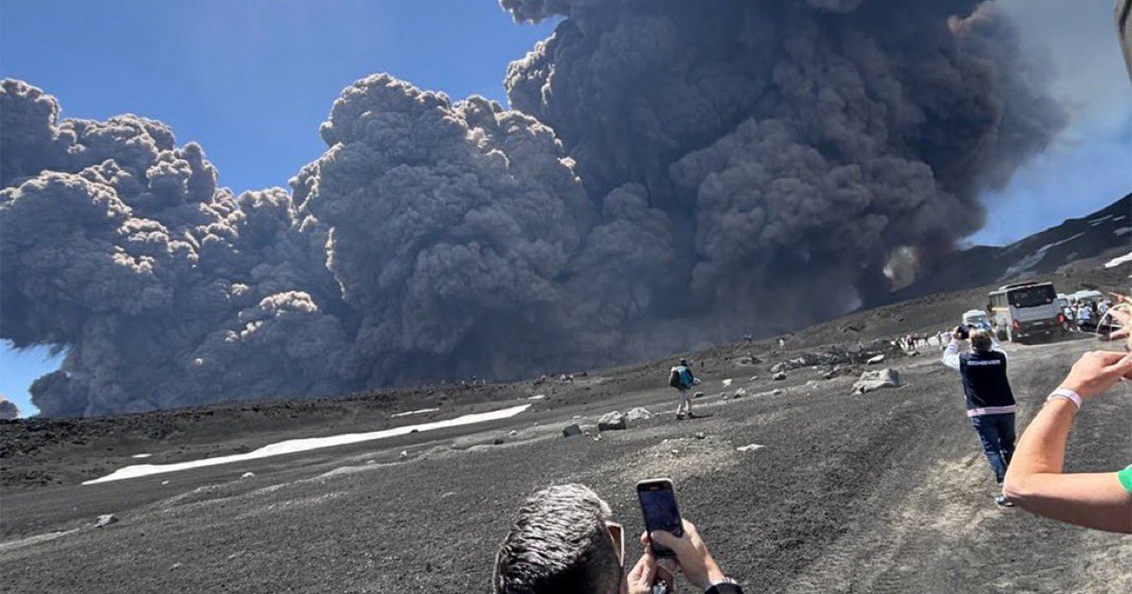 Dramatic Footage as Mount Etna Erupts and Tourists Flee Dramatic Footage as Mount Etna Erupts and Tourists Flee