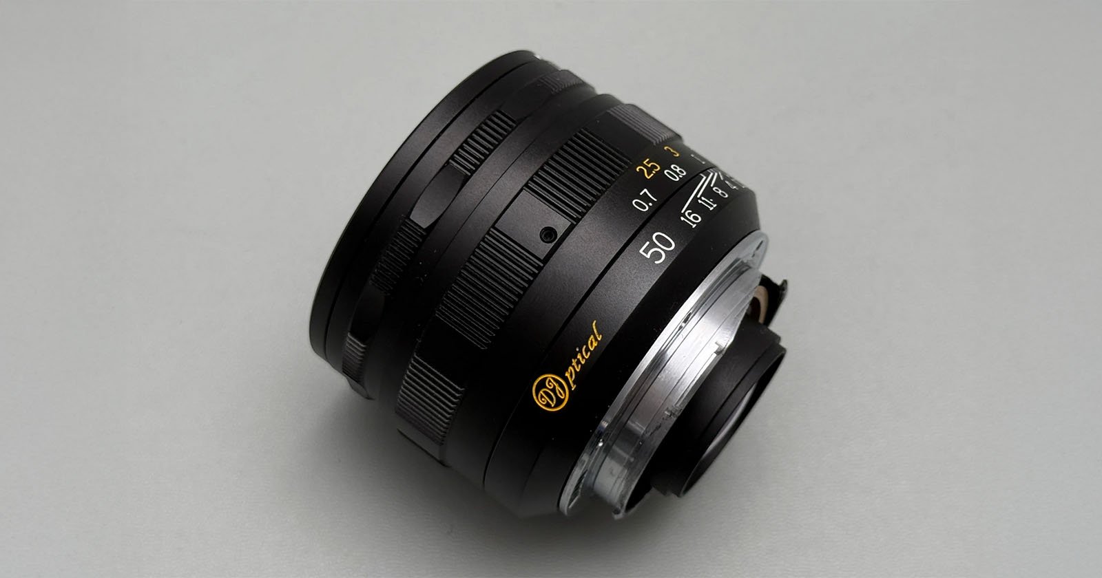 The Lailens 50mm f/1.1 Is Another Cheap, Fast Chinese Lens for M-Mount The Lailens 50mm f/1.1 Is Another Cheap, Fast Chinese Lens for M-Mount