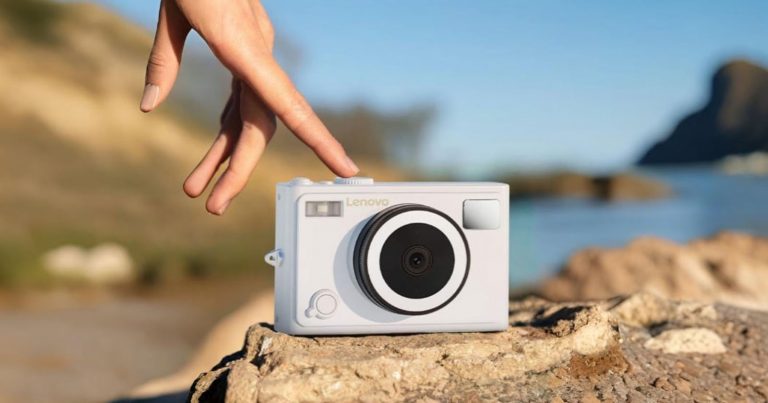 Lenovo Debuts a Strange, Cheap Compact Camera in China