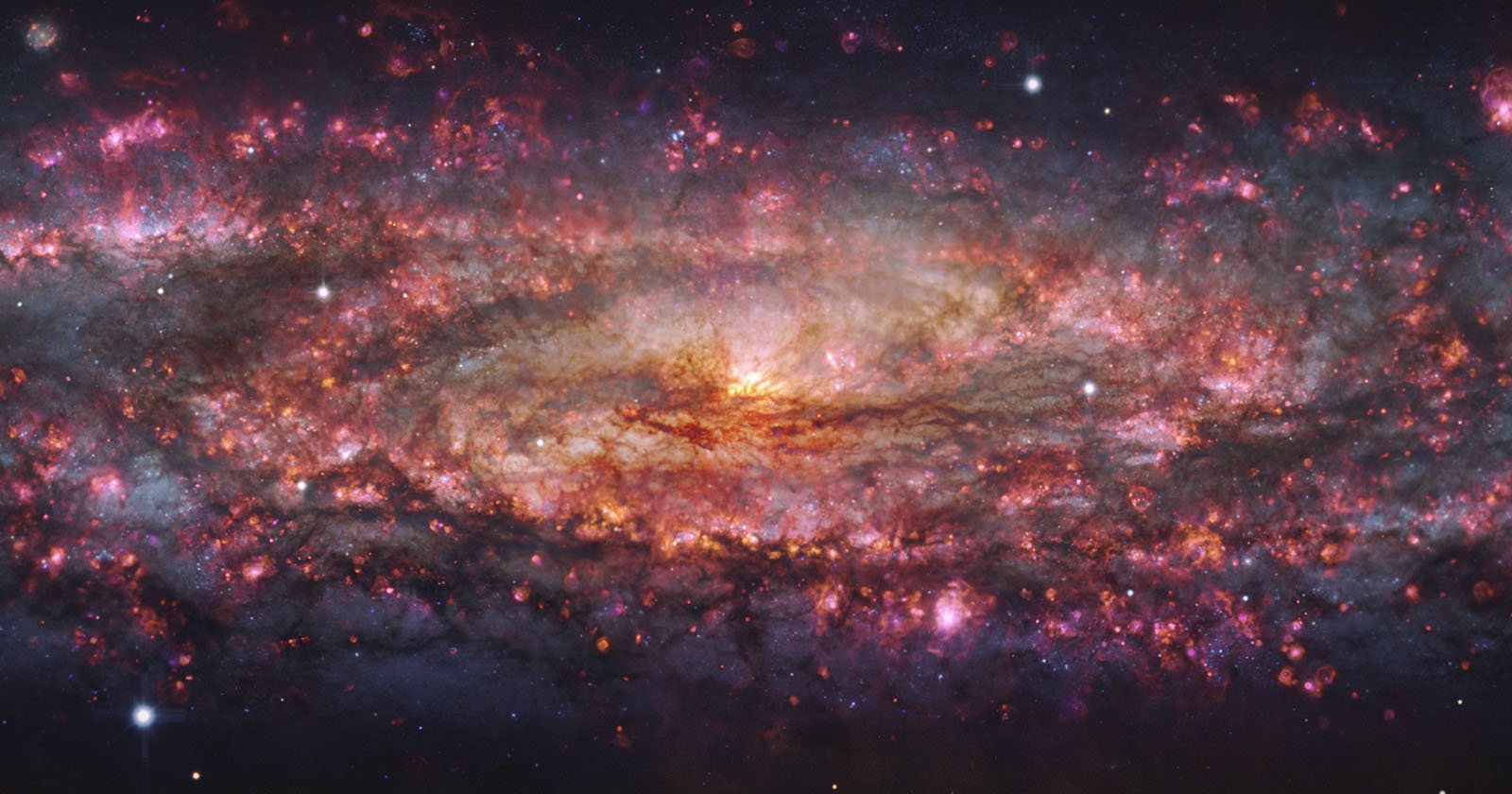 The Most Detailed Thousand-Color Image of a Galaxy Ever Captured The Most Detailed Thousand-Color Image of a Galaxy Ever Captured