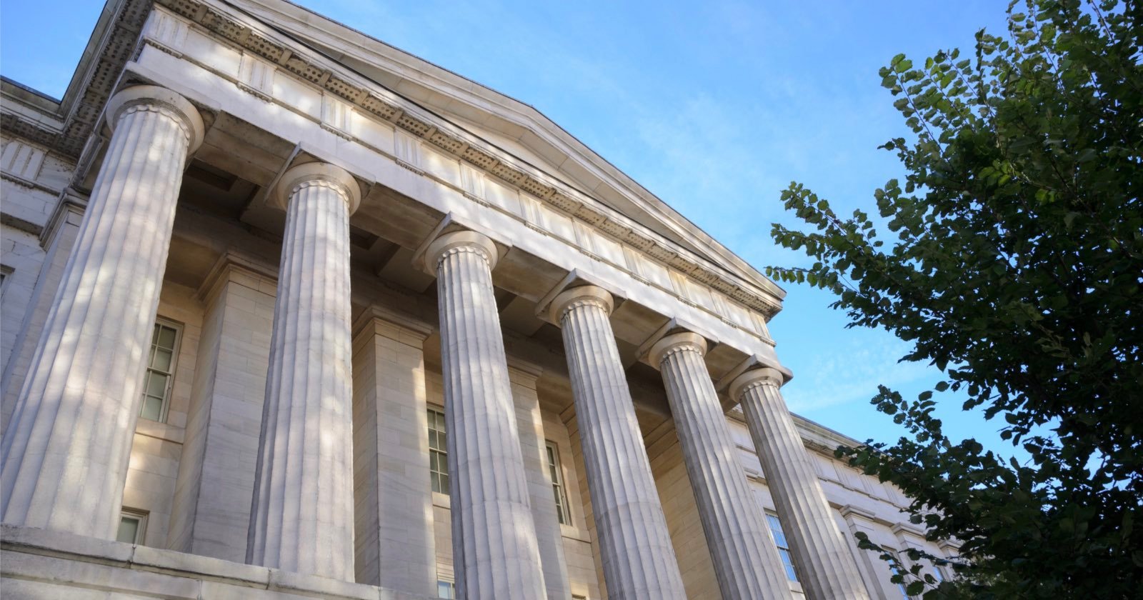 Smithsonian Rejects President Trump’s Attempt to Fire National Portrait Gallery Director Smithsonian Rejects President Trump’s Attempt to Fire National Portrait Gallery Director