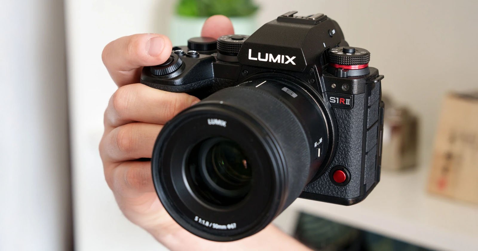 Panasonic’s Three Newest Full-Frame Cameras Get Major Firmware Boost Panasonic’s Three Newest Full-Frame Cameras Get Major Firmware Boost