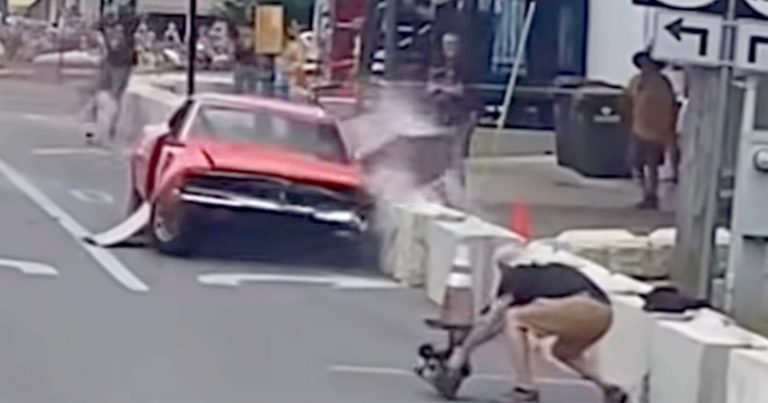 Flying General Lee Car Almost Wipes Out Cameraman at ‘The Dukes of Hazzard’ Event