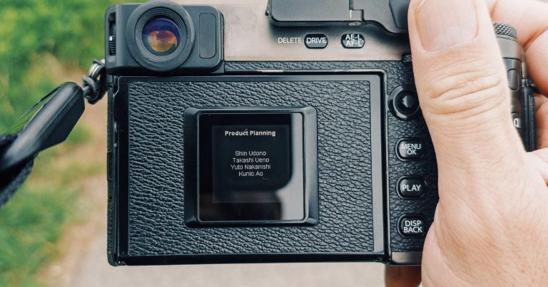 Heartwarming Fuji X-Pro3 Easter Egg Shows Video Game-Like Credits Roll After 100,000 Photos