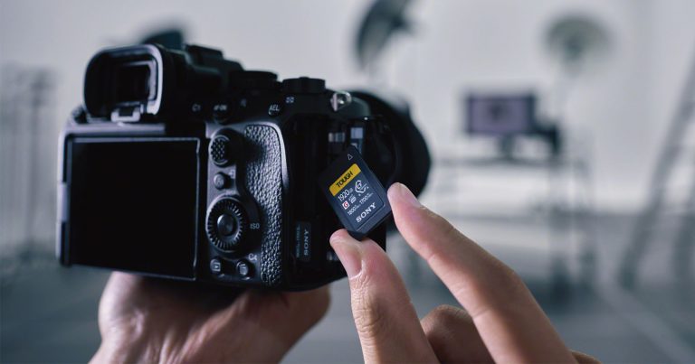 Sony Finally Upgrades Its CFexpress Cards, Doubling Their Peak Speeds
