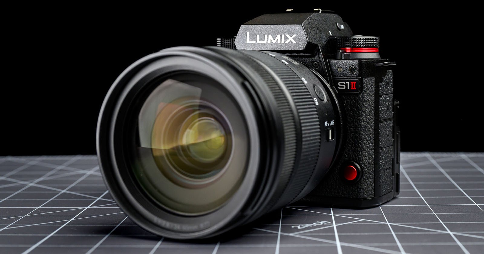 Panasonic S1 II’s Excellent Dynamic Range Shows the Power of Partially-Stacked Sensors Panasonic S1 II’s Excellent Dynamic Range Shows the Power of Partially-Stacked Sensors