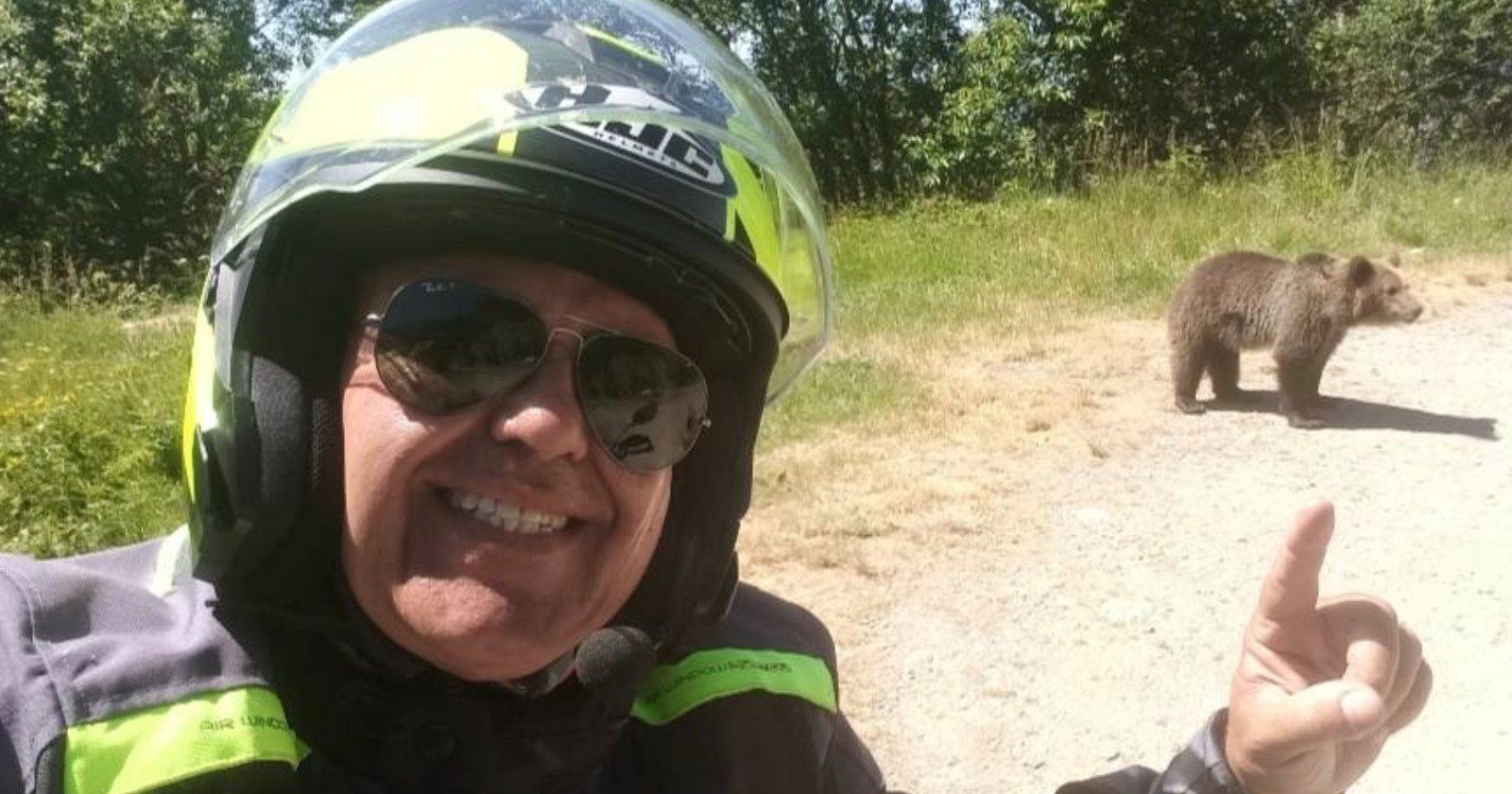 Motorcyclist Takes Photos With Bear and Gets Mauled To Death
