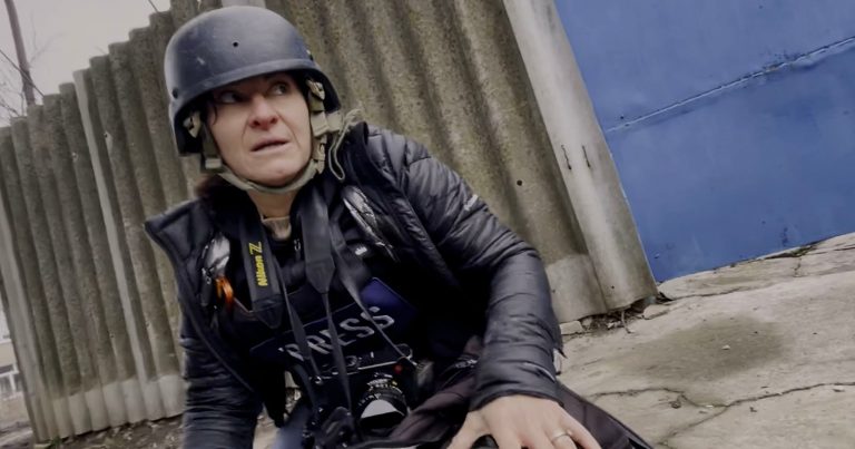 ‘Love+War’ Doc Follows Acclaimed Photographer Lynsey Addario to War