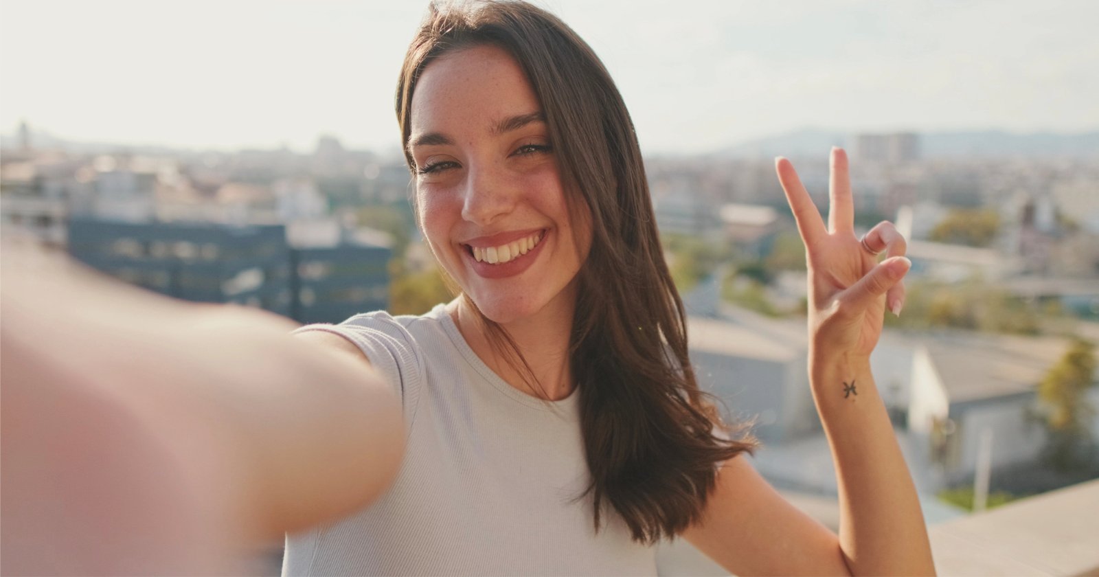 Study Reveals Deadliest Countries to Take a Selfie and US Takes Number Two Spot Study Reveals Deadliest Countries to Take a Selfie and US Takes Number Two Spot