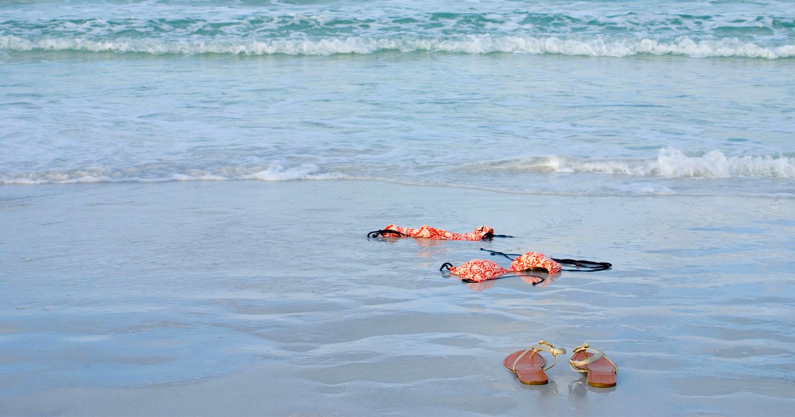 Skinny Dipping Event Puts Ban on Photography After ‘Too Many Cameras’