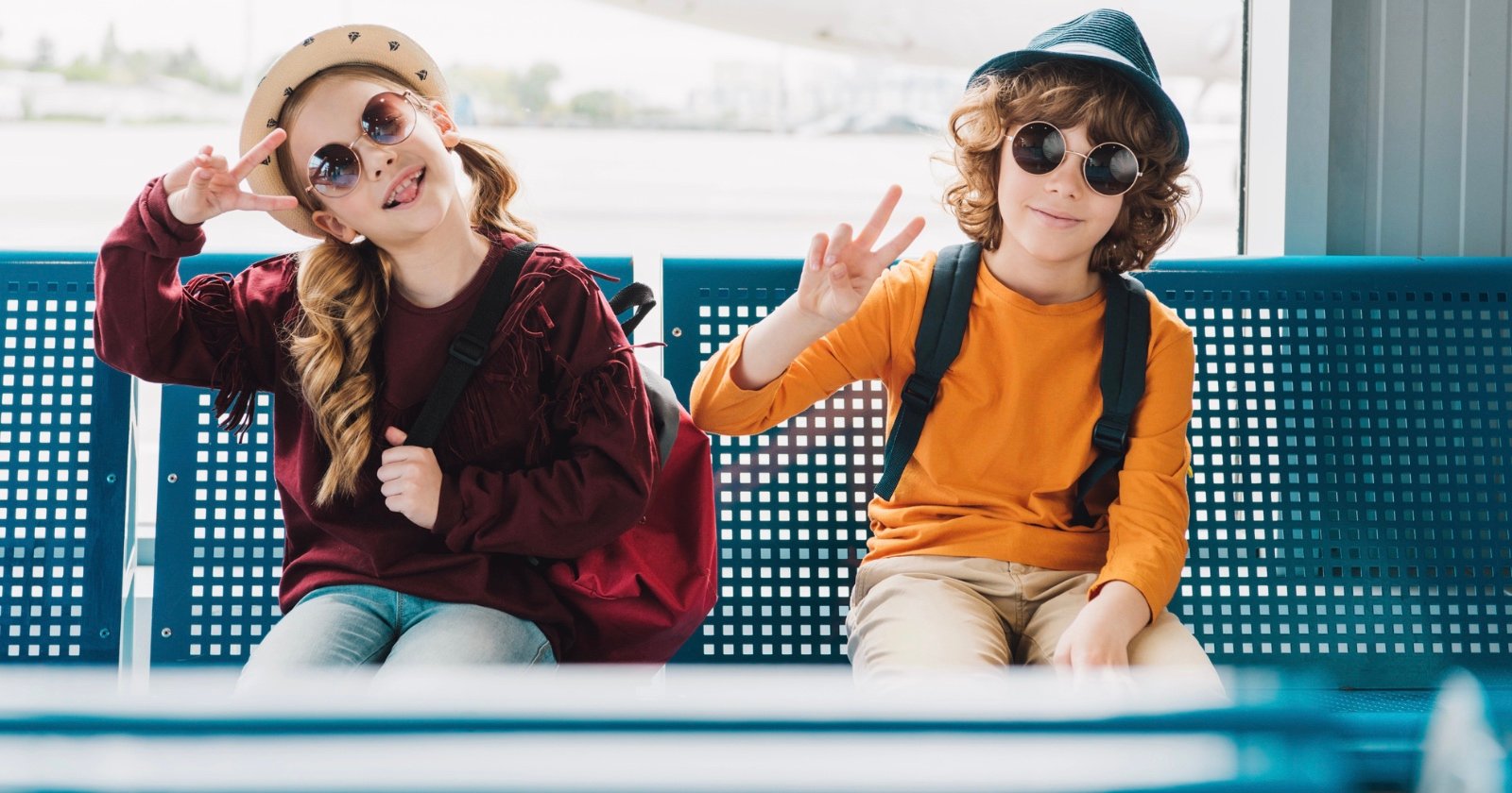 Why Kids All Pose with the Peace Sign in Photos