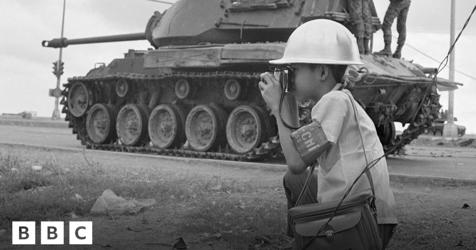Documentary Uncovers Story of 12-Year-Old Vietnam War Photojournalist Documentary Uncovers Story of 12-Year-Old Vietnam War Photojournalist