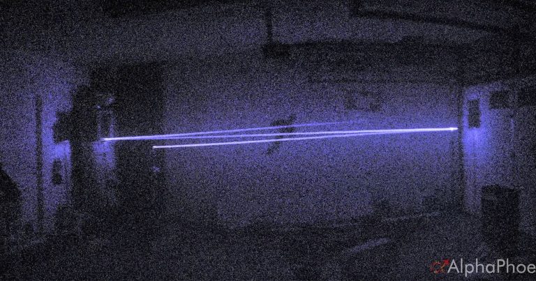 Man Builds Two Billion FPS Camera That Literally Records at the Speed of Light