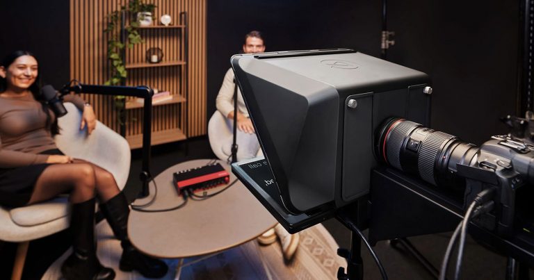 Elgato Prompter XL Has a Bigger Screen and Works With Pro Cameras