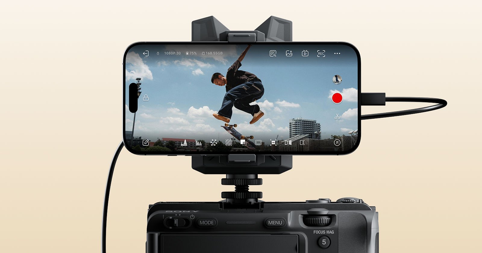 Hollyland Vcore Turns Your Phone Into a Pro Camera Monitor and Much More