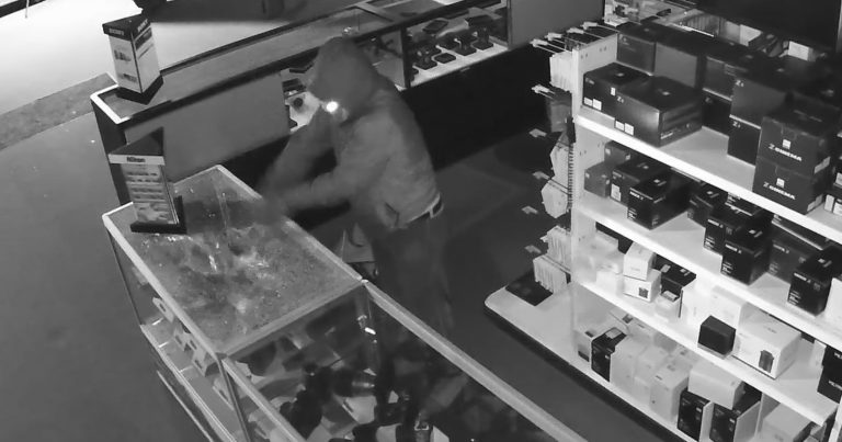 Thief Steals Nearly $100,000 of Photo Gear From The Camera Store Thief Steals Nearly $100,000 of Photo Gear From The Camera Store